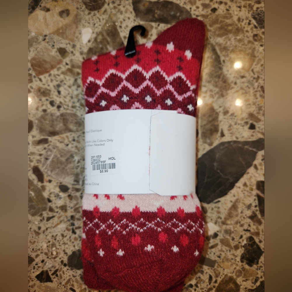 Maurices Women's Holiday Crew Socks - Picture 3 of 4